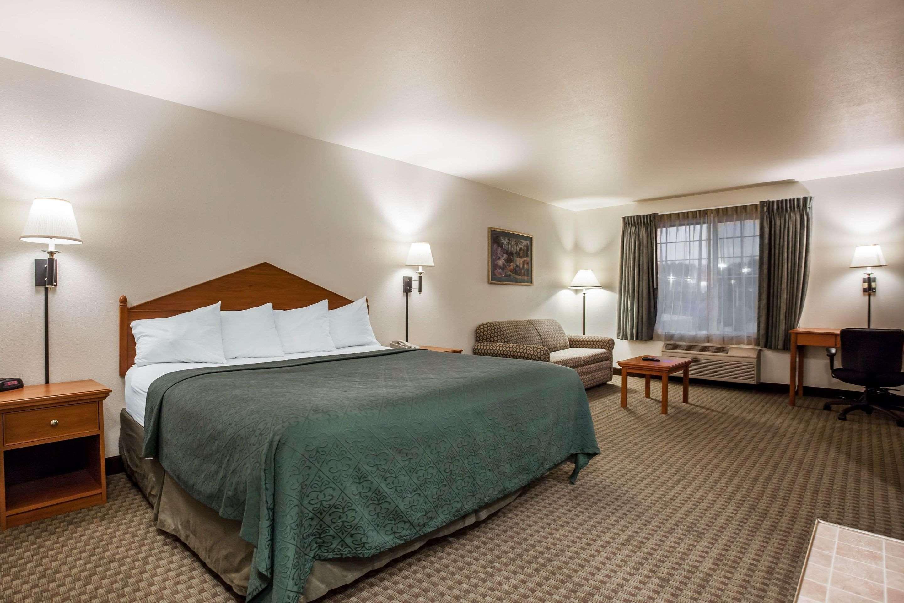 Quality Inn & Suites Federal Way - Seattle Dış mekan fotoğraf