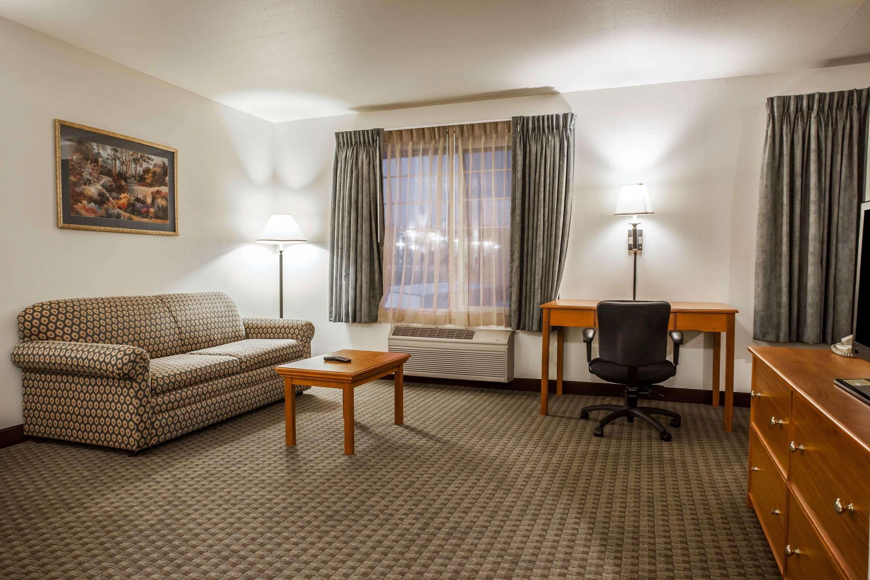 Quality Inn & Suites Federal Way - Seattle Dış mekan fotoğraf