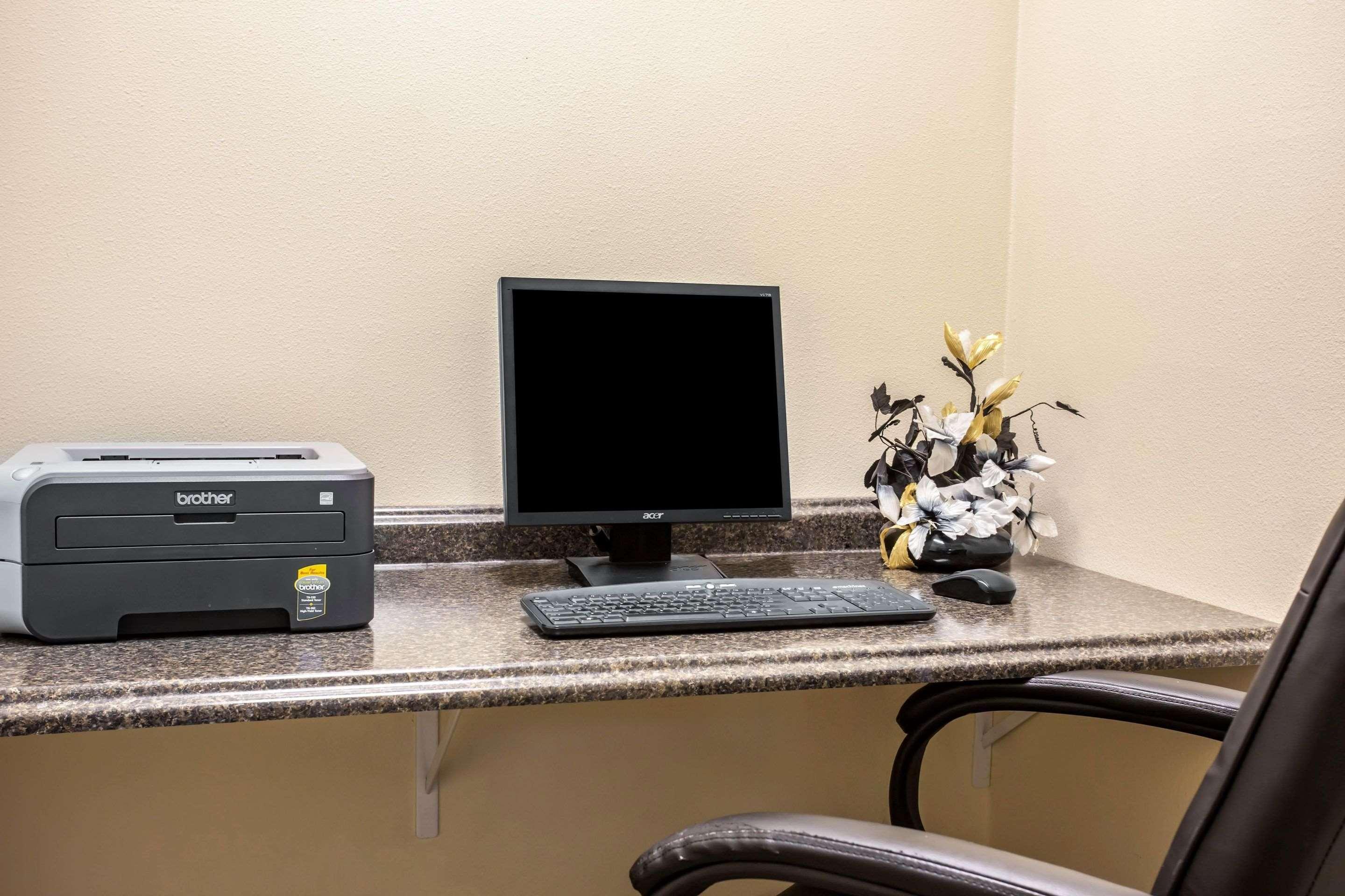 Quality Inn & Suites Federal Way - Seattle Dış mekan fotoğraf